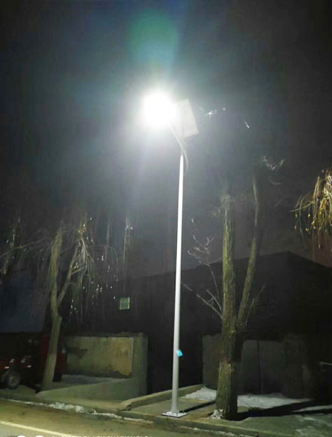 积石山县芒康太阳能路灯项目