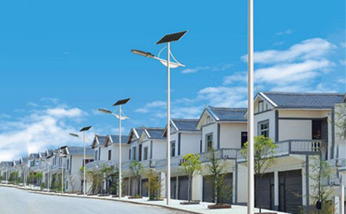 芒康太阳能路灯配置与在乡村道路照明中的应用